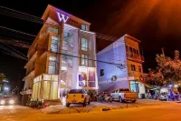 White Ville Apartment