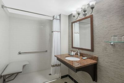 Mobility Accessible Deluxe King Room