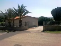 Privacy & Relax in Sardegna فنادق في Maristella