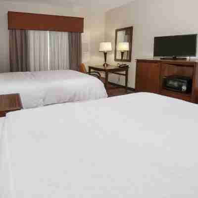 Hampton Inn & Suites Waxahachie Rooms