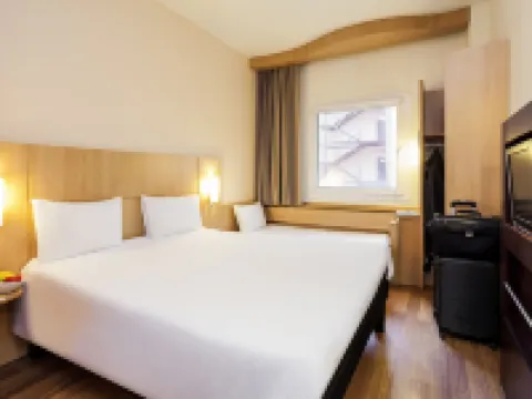 Ibis Girona Costa Brava Hotels in El Girones