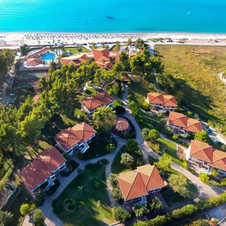 Possidi Holidays Resort & Suite Hotel