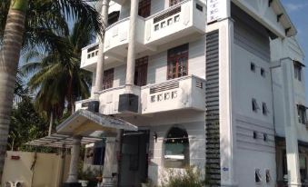 Aurora Mekong Hotel