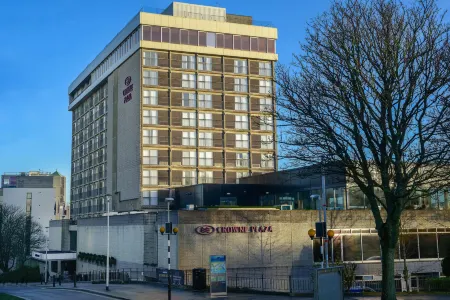 Crowne Plaza Plymouth Отели рядом с достопримечательностью «Mayflower International Marina»