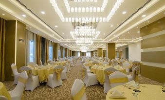 Al Murooj Grand Hotel