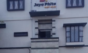Jaya Phita Guest House - Housity