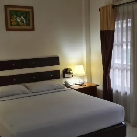 Arondari Hotel