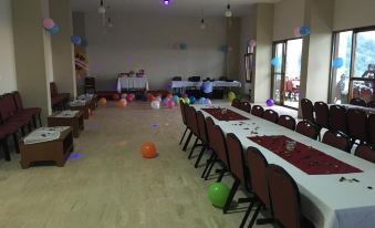 Hasdikoz Abdik Hotel - Housity