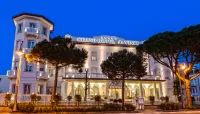 Grand Hotel Da Vinci Hotels near Bagno Luca