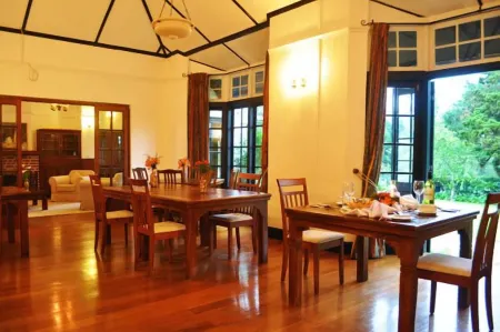 Hill Cottage Отели рядом с достопримечательностью «Lover's Leap Waterfall»