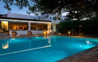 Villea Village Hotels in Makris Gialos