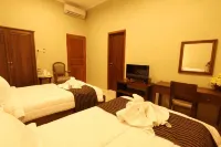 Griya Gendhis Saraswati Hotel Klaten Hotel dekat Pasar Hewan Cawas