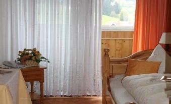 Waldhotel Auerhahn B&B Bed & Breakfast