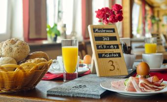 Natur- Und Wanderhotel am Steinbachtal