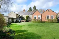 The Old School Hotels in Brackley