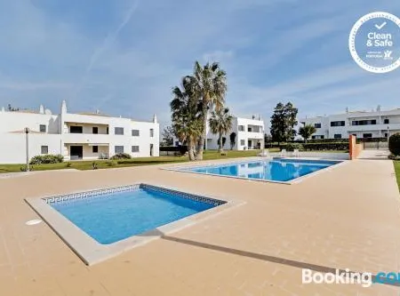 Pêra Secret Garden 1 and Pool by Homing