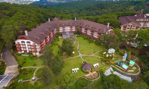 The Manor at Camp John Hay