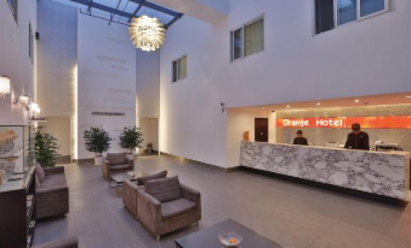 Orange Hotel (Beijing Guomao/Jingsong Subway Station)