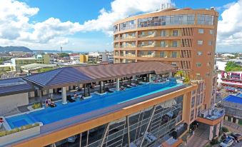 Grand Xing Imperial Hotel - Housity