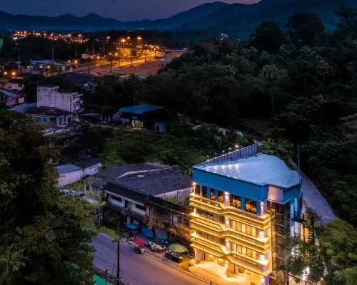 Karnyapha Hotspring Hotel Hotele w: Ranong