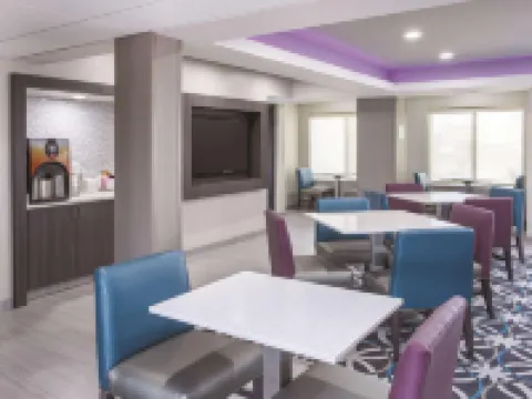 La Quinta Inn & Suites by Wyndham Effingham Hotels in Effingham