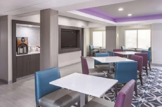 La Quinta Inn & Suites by Wyndham Effingham