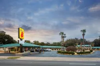 Super 8 by Wyndham Pensacola Nas Area