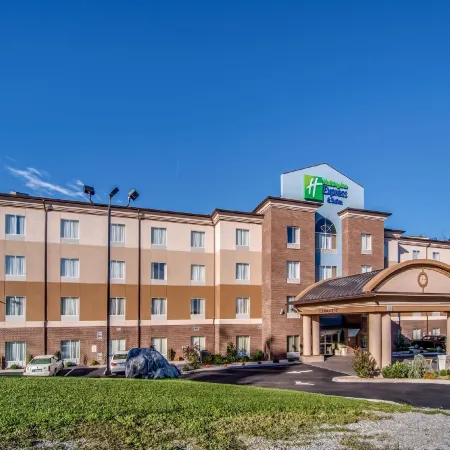 Holiday Inn Express & Suites WYTHEVILLE by IHG