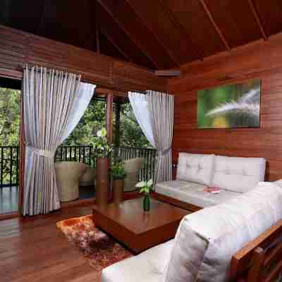 The Ibnii - Eco Luxury Resort Rooms