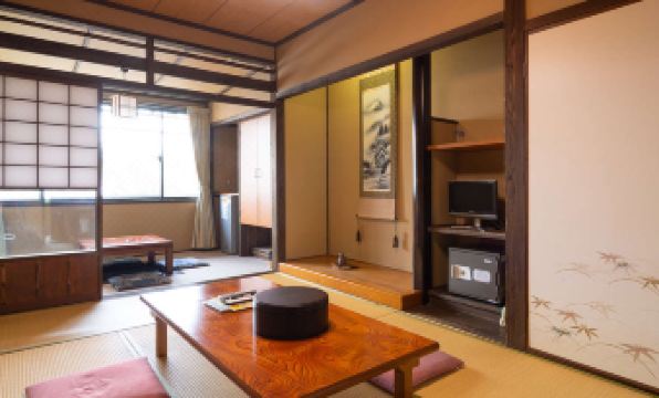 Kagura Monzen Toji Village