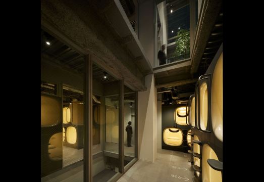 9h 나인 아워스 하마마츠초 디자인