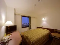 Asahikawa Capital Hotel Hotel dekat Jembatan Asahi