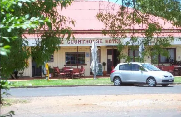 米切爾伯克利汽車旅館