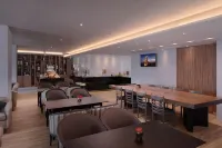 Hilai Ez Stay - bar