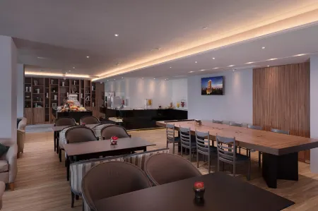 Hilai Ez Stay Отели рядом с достопримечательностью «Qi Jing Bathing Beach»