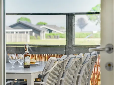 "Iorund" - 550m from the Sea Отели в г. Хадерслев