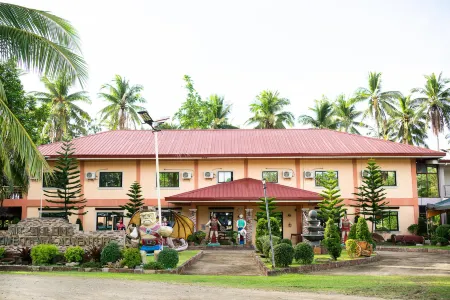 Freedom Eco Adventure Park powered by Cocotel Отели рядом с достопримечательностью «Roberto's Hideaway Beach Resort»