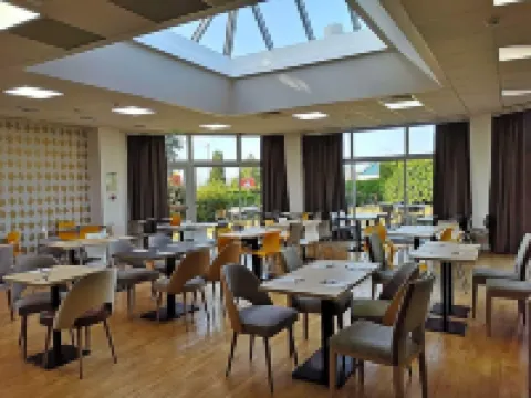 ゴールデン チューリップ ロワシー サン ヴィッツ サン・ヴィッツのホテル