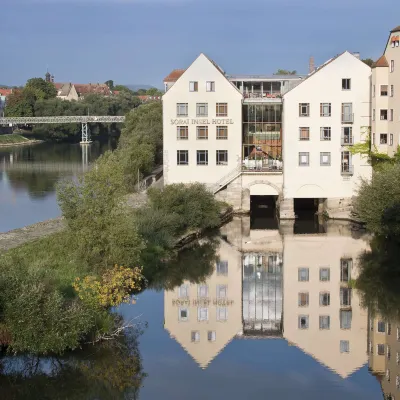 Sorat Insel-Hotel Regensburg Hotels near Stadtamhof