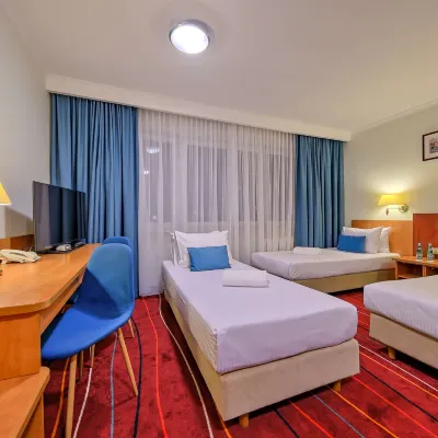 Best Western Hotel Portos Hotels near Royal Baths Park