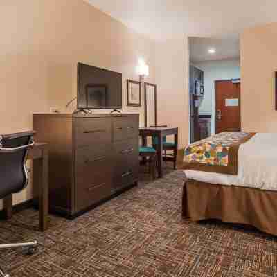 Best Western Plus Executive Residency Elk City Rooms