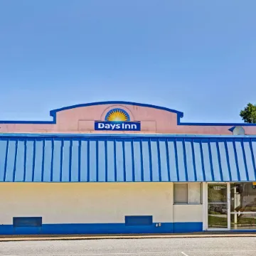 Days Inn by Wyndham Elizabeth City Отели в г. Паскуотанк