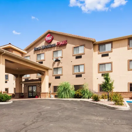 Best Western Plus Eagleridge Inn  Suites