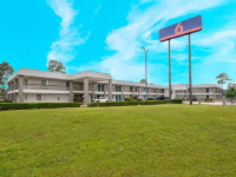 โมเทล 6 เท็กซาร์คานา, TX โรงแรมในเท็กซาร์คานา