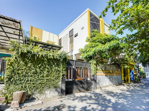 Boarding House Gresik Syariah Hotel di Gresik Regency