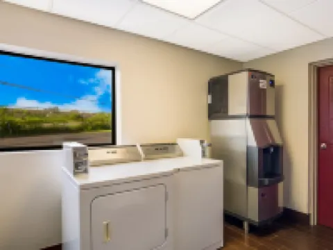 Red Roof Inn Allentown South Hotels in Allentown