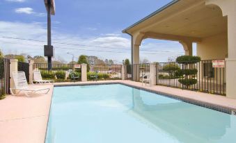 Days Inn by Wyndham Thomaston