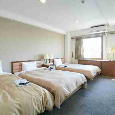 Hotel Sun Plus Yutaka Rooms