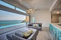 Luxury St Croix Home w/ Oceanfront Pool & Views - Pysäköinti