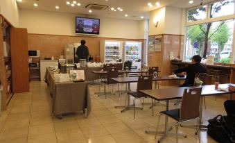 Toyoko Inn Maebashi Ekimae - Housity